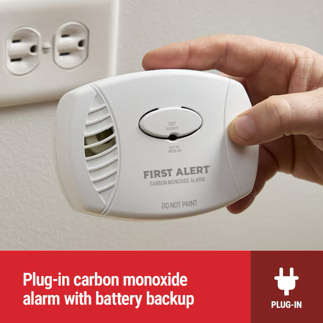 First Alert Plug in Carbon Monoxide Detector