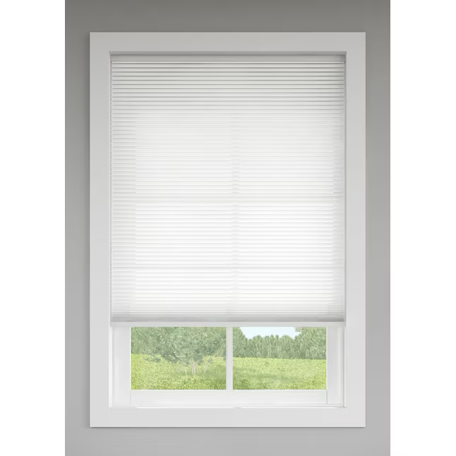 LEVOLOR 30-in x 72-in Snow Light Filtering Cordless Cellular Shade