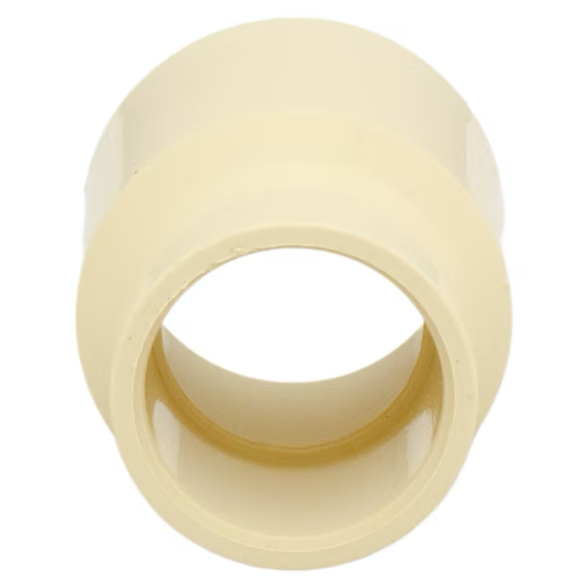Acoplamiento reductor de CPVC de 3/4 pulg. x 1/2 pulg. Charlotte Pipe