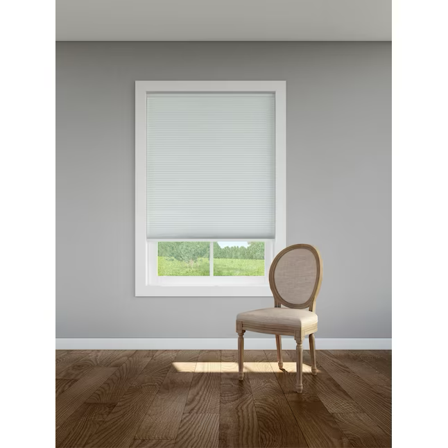 LEVOLOR 48-in x 72-in Snow Light Filtering Cordless Cellular Shade